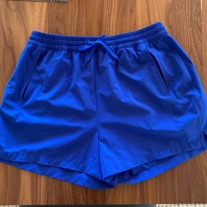 Outdoor Voices Doing Things Shorts 2.5”